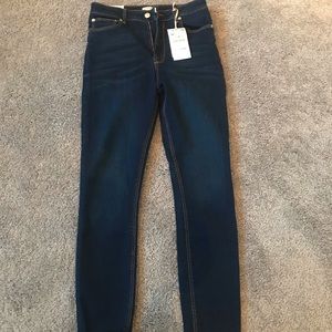 NWT women’s Zara high waisted jeans size 8/40